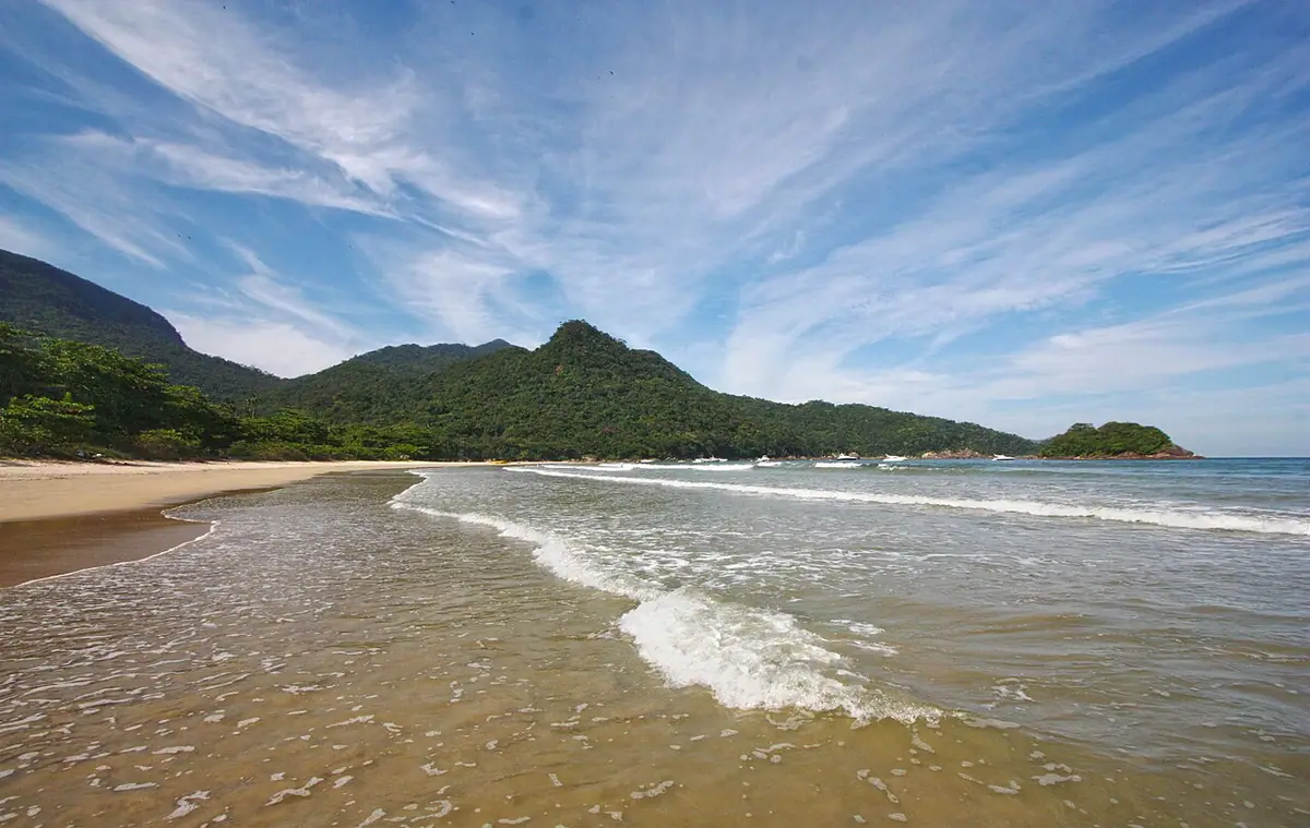 Praia em Angra dos Reis (RJ)