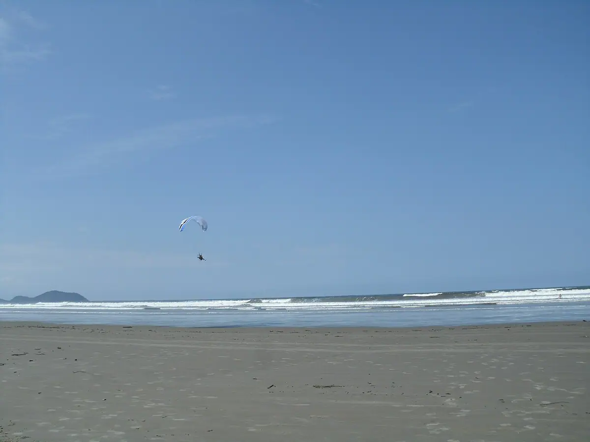 Praia em Bertioga (SP)