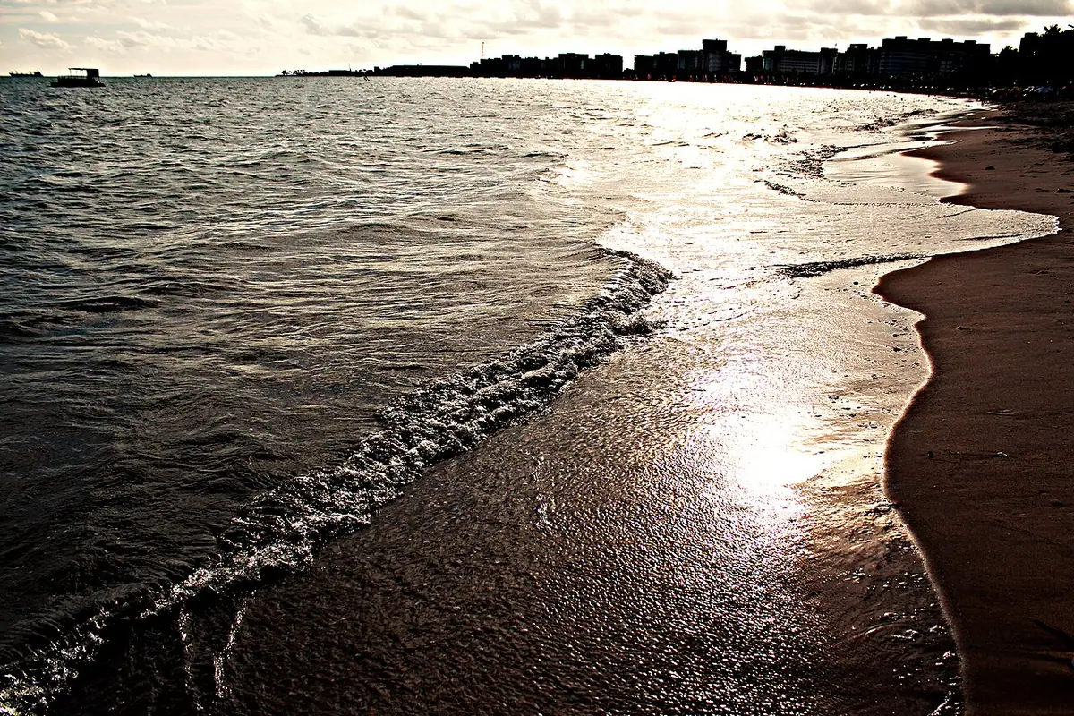 Praia da Pajuçara, em Maceió (AL)