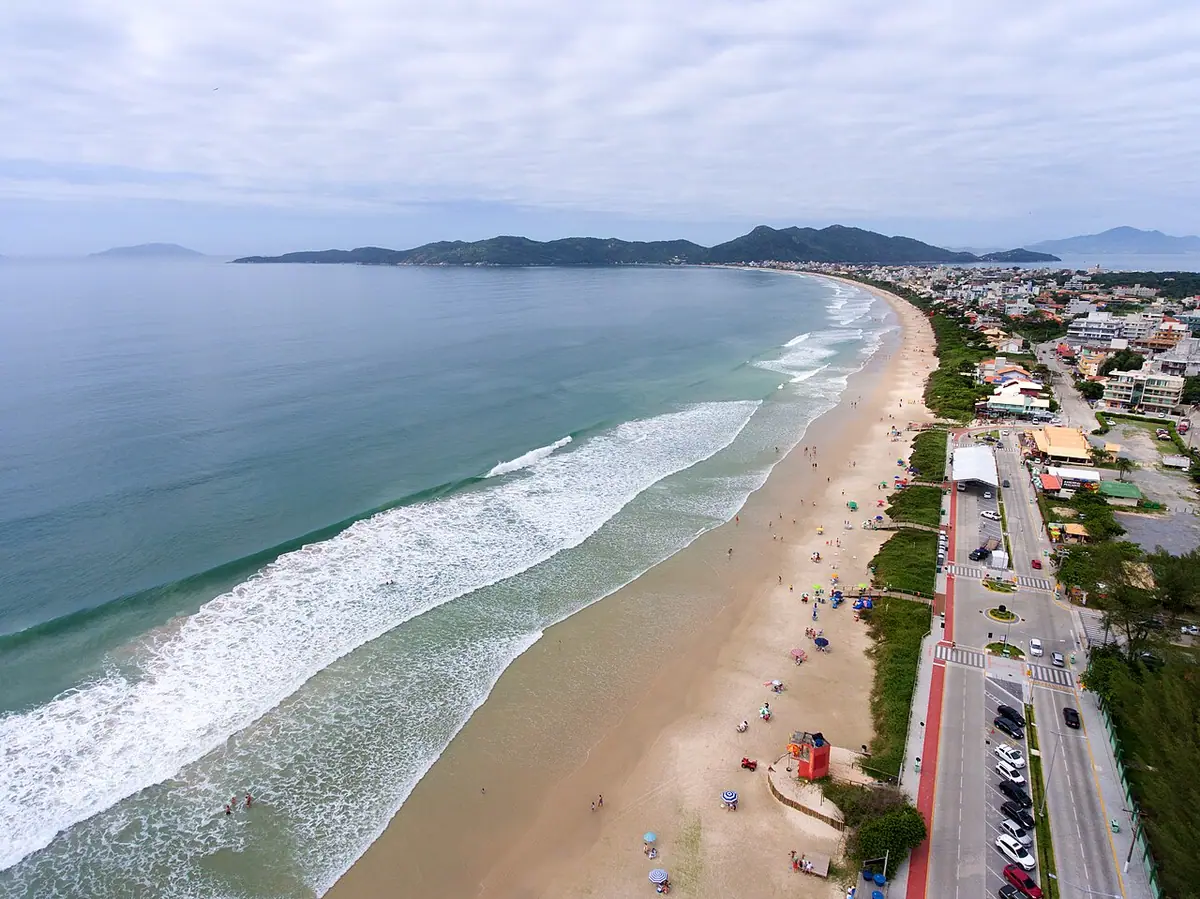 Praia do Mariscal, em Bombinhas (SC)
