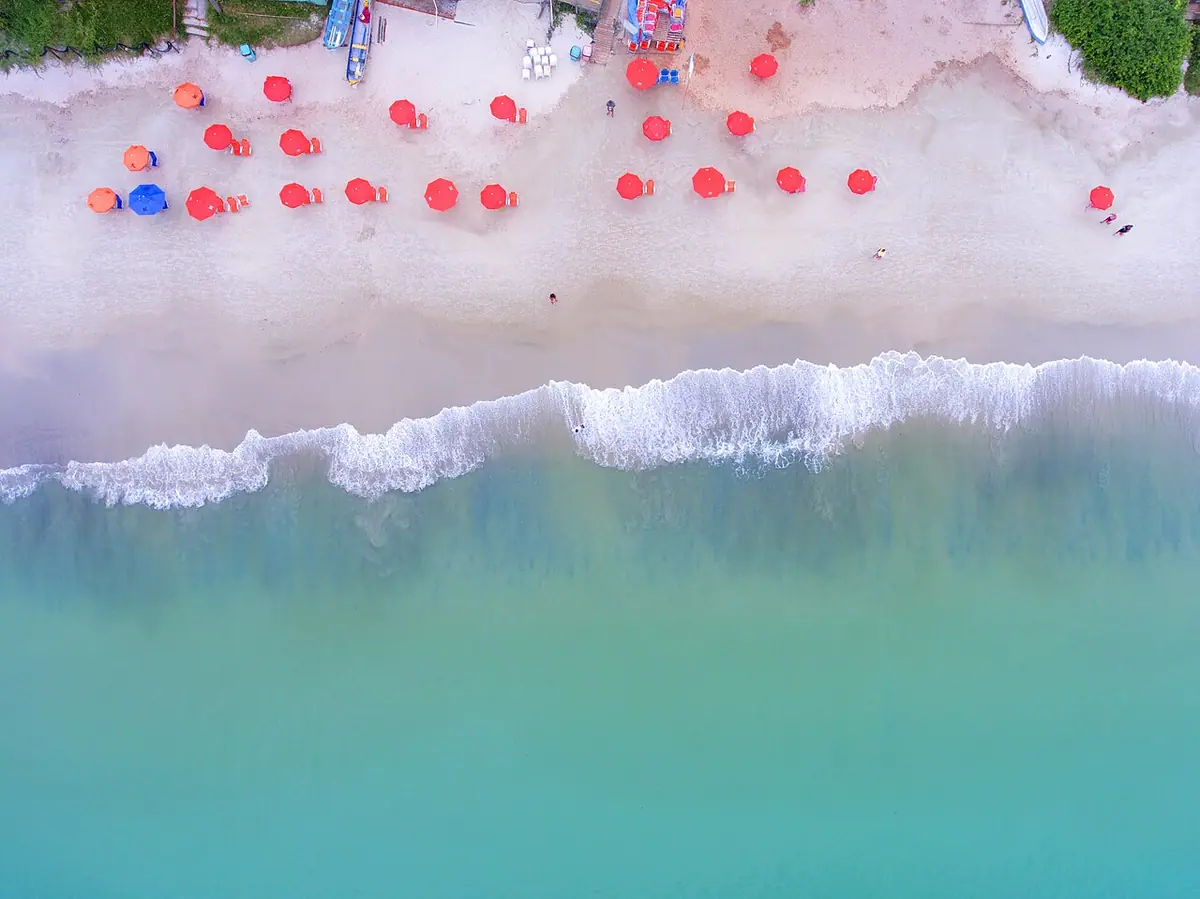 Praia de Bombinhas, em Bombinhas (SC)