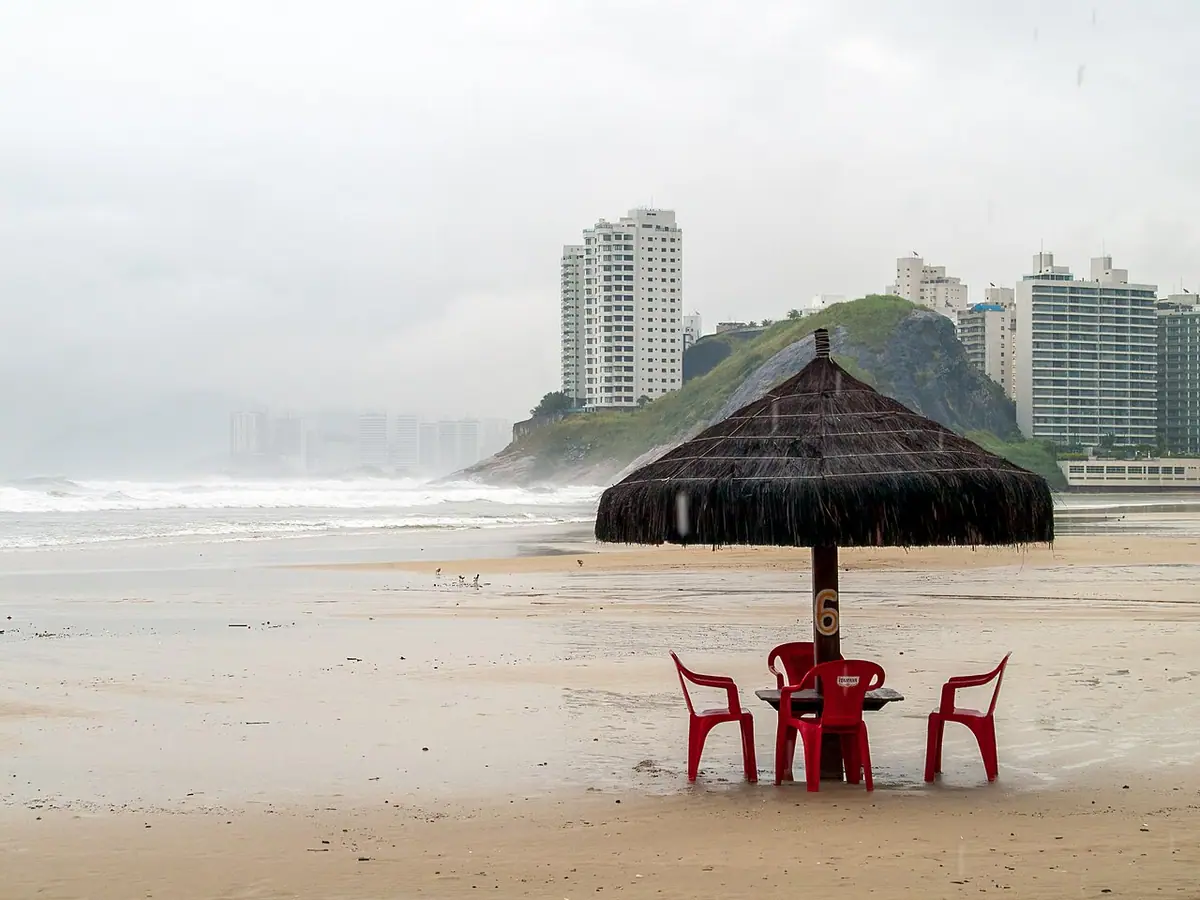 Praia da Enseada, em Guarujá (SP)
